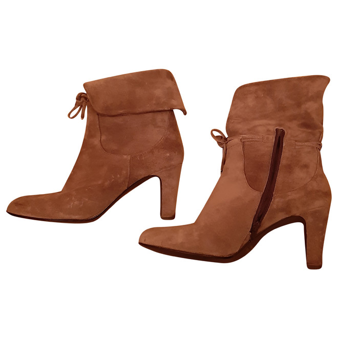 Caroline Biss Ankle boots | The Next Closet Caroline Biss Ankle boots | The Next Closet